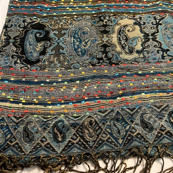 Boho Fringe Scarf Paisley Print Woven Pattern Two Pattern Long Scarf 70 Inch - Picture 2 of 5